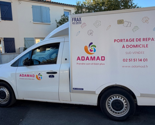 Portage de repas à domicile en Vendée : Béatrice, professionnelle de l’ADAMAD à Fontenay-le-Comte